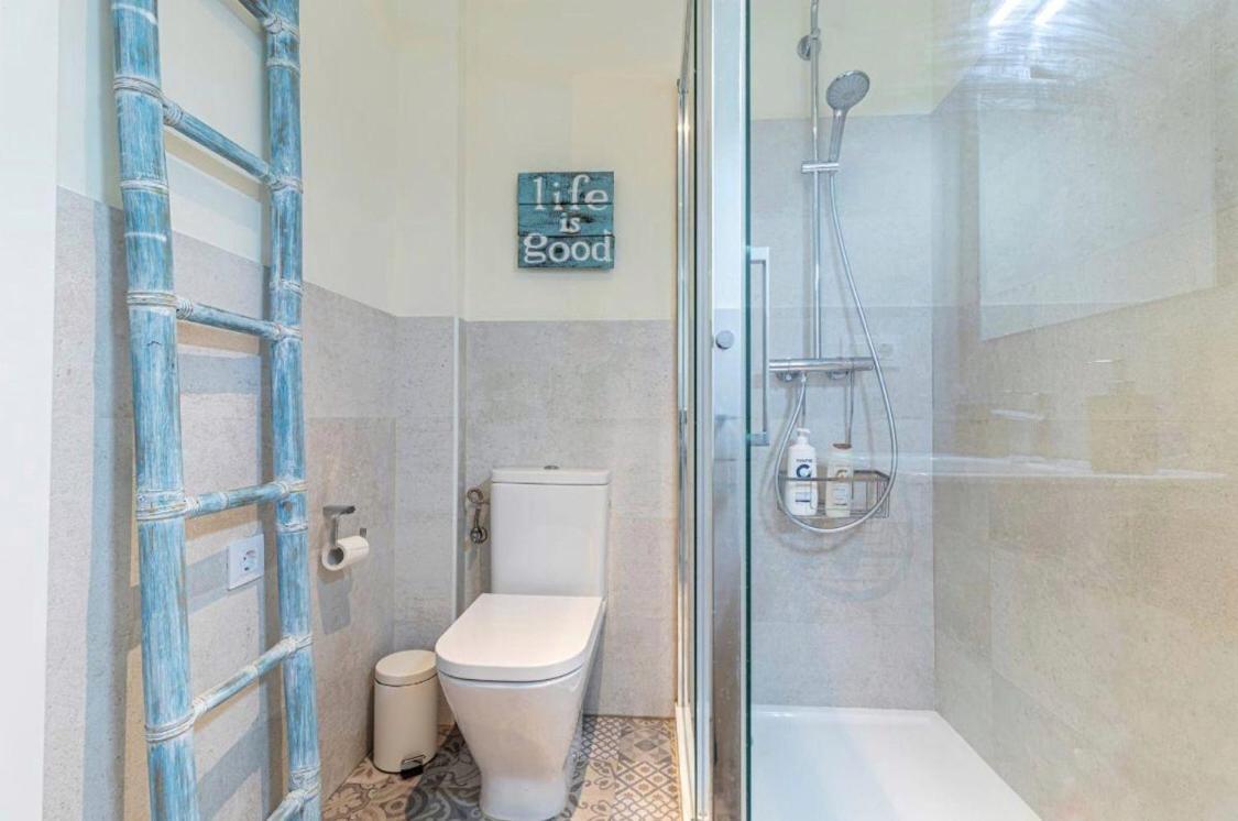 Loft Bodega San Blas Con Porche Y Parking Appartement *