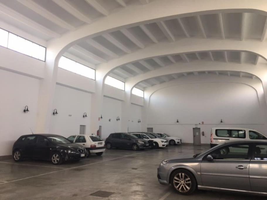 Loft Bodega San Blas Con Porche Y Parking Appartement *