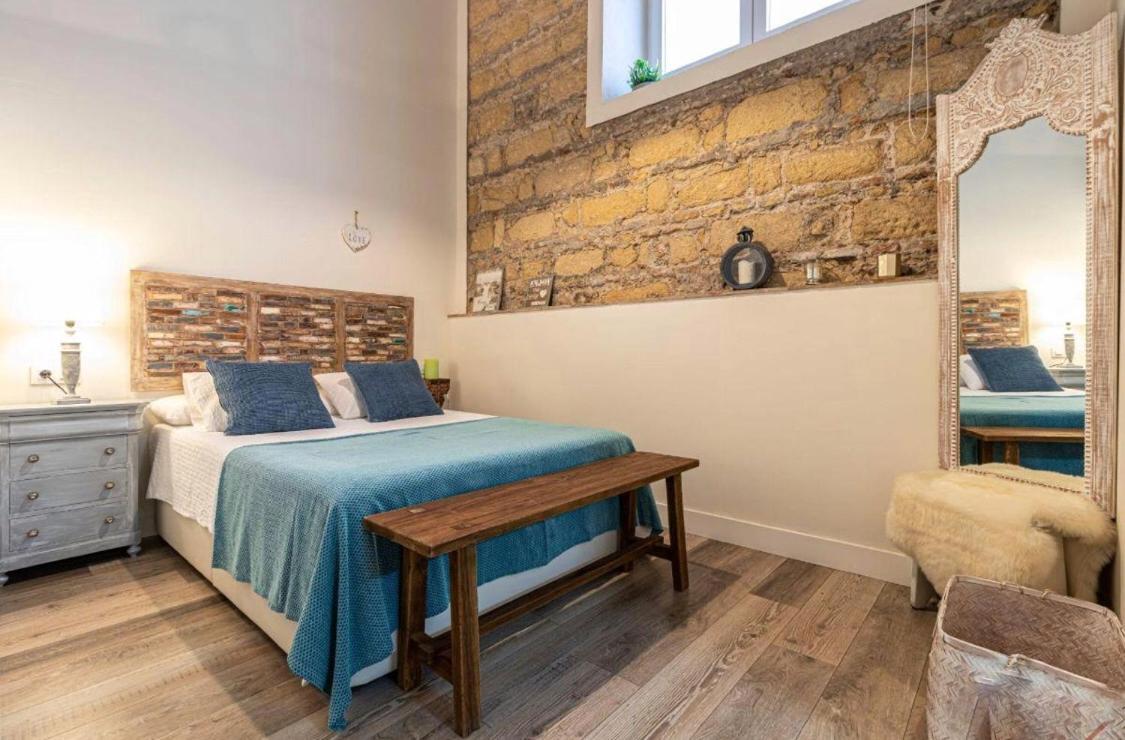 Loft Bodega San Blas Con Porche Y Parking Appartement *