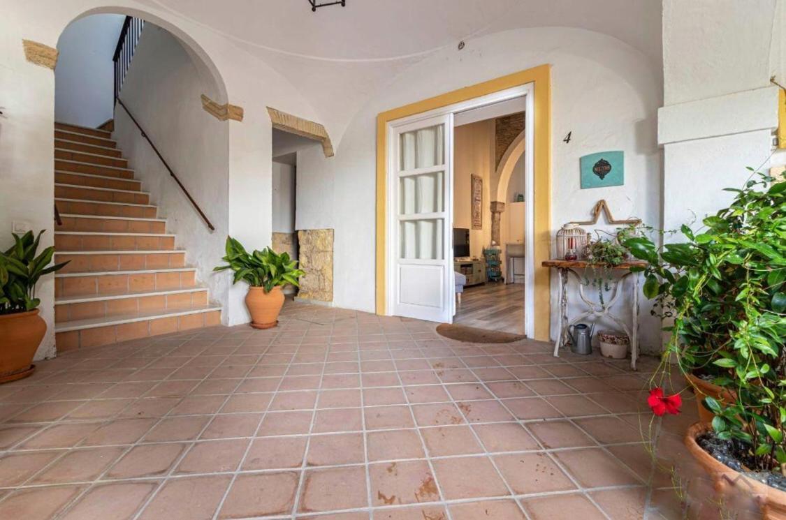 Loft Bodega San Blas Con Porche Y Parking